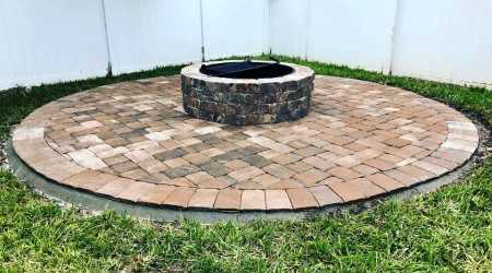 Outdoor fire pit construction